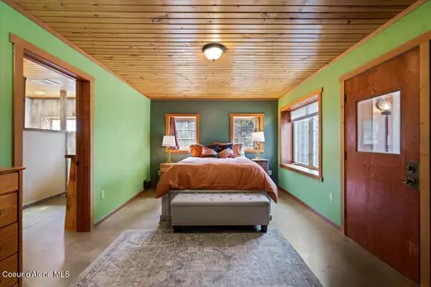Bedroom - 21807 E Doyle Rd, Cataldo, ID 83810 photo 1 of 7