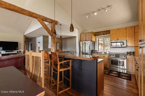 Kitchen - 8919 E Challenge Rd, Hayden, ID 83835 photo 6 of 6