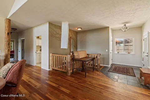 Entry Way - 8919 E Challenge Rd, Hayden, ID 83835 photo 2 of 2