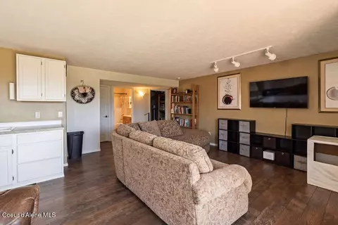 Living - 8919 E Challenge Rd, Hayden, ID 83835 photo 4 of 4