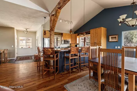 Dining - 8919 E Challenge Rd, Hayden, ID 83835 photo 3 of 3