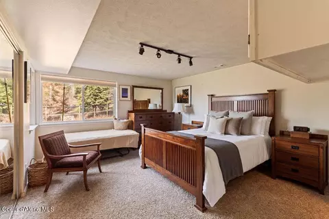 Bedroom - 8919 E Challenge Rd, Hayden, ID 83835 photo 6 of 7