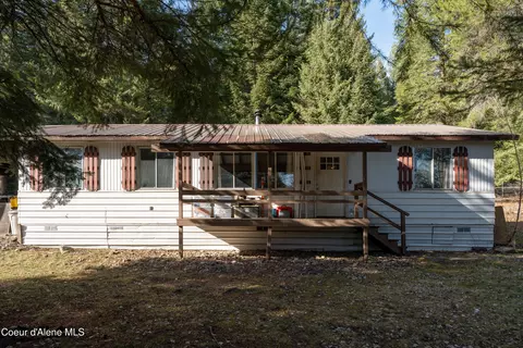 150 Cherokee Trl, Priest River, ID 83856