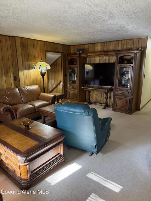 200 S Juniper Ct, Post Falls, ID 83854 photo 3