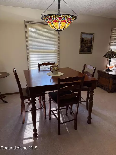 200 S Juniper Ct, Post Falls, ID 83854 photo 2