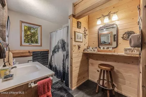 Bath - 20355 Highway 2, Sandpoint, ID 83864 photo 1 of 3