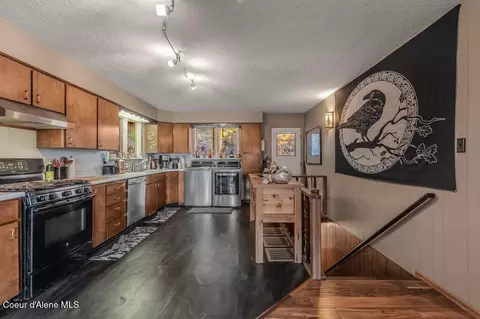 Kitchen - 20355 Highway 2, Sandpoint, ID 83864 photo 1 of 4