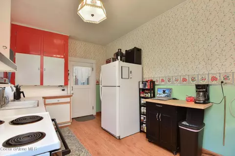 Kitchen - 202 E Market St, Kellogg, ID 83837 photo 3 of 3
