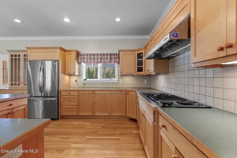 828 W Fork Eagle Creek Rd, Wallace, ID 83873 photo 9