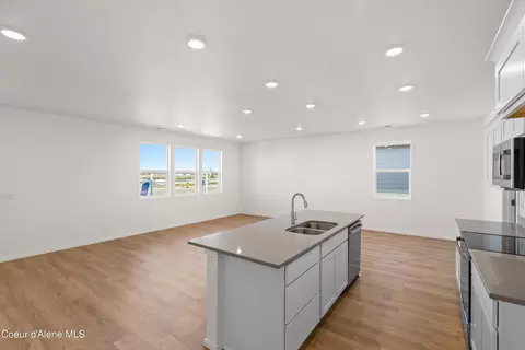 Living - 5294 E Aquila Ave, Post Falls, ID 83854 photo 2 of 3