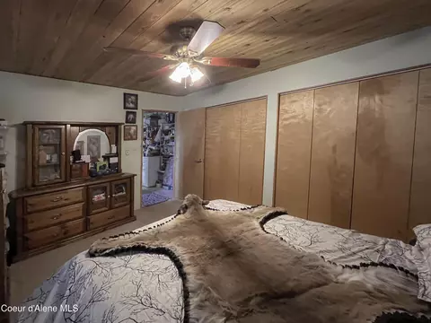 855 Meadowood Rd, Sandpoint, ID 83864 photo 8
