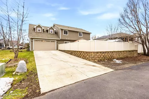 Exterior - 3250 N Durrow Loop, Post Falls, ID 83854 photo 9 of 14