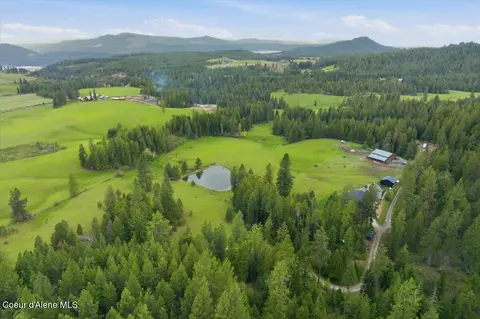 232 Cheyenne Dr, Saint Maries, ID 83861