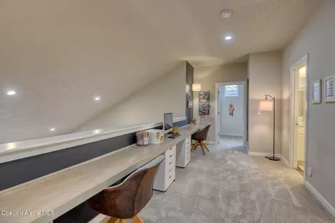 Entry Way - 4427 E Marble Fox Ave, Post Falls, ID 83854 photo 2 of 3
