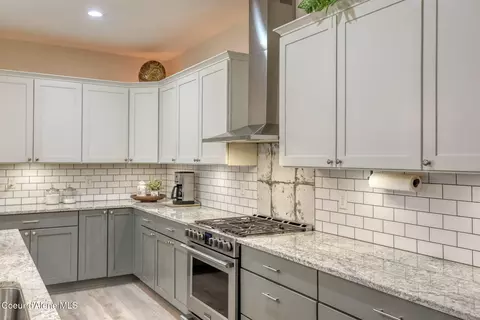Kitchen - 4427 E Marble Fox Ave, Post Falls, ID 83854 photo 4 of 7