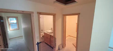 Entry Way - 45 Waterside Ln, Sagle, ID 83860 photo 3 of 6