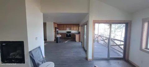 Entry Way - 45 Waterside Ln, Sagle, ID 83860 photo 4 of 6