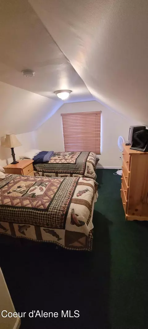 Bedroom - 45 Waterside Ln, Sagle, ID 83860 photo 1 of 2