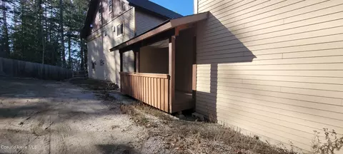 Exterior - 45 Waterside Ln, Sagle, ID 83860 photo 2 of 4