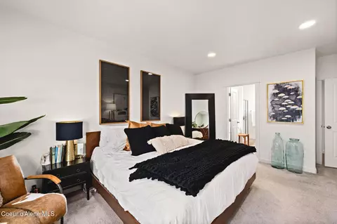 Bedroom - 16037 N Hadley Loop, Rathdrum, ID 83858 photo 3 of 3