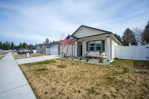 Exterior - 16037 N Hadley Loop, Rathdrum, ID 83858 photo 1 of 6