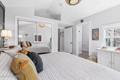 Bedroom - 632 Main St, Wardner, ID 83837 photo 2 of 3
