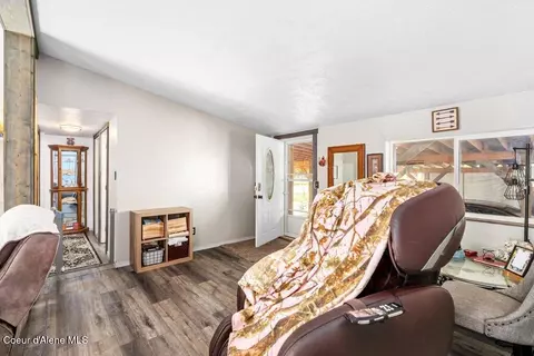 Entry Way - 930 Moon Gulch Rd, Kellogg, ID 83837 photo 1 of 1