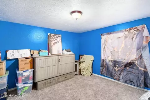 Bedroom - 930 Moon Gulch Rd, Kellogg, ID 83837 photo 4 of 4