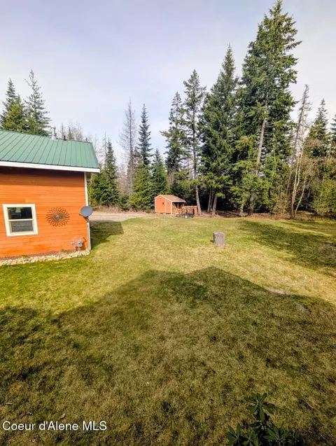 Exterior - 845 Cougar Rd, Naples, ID 83847 photo 15 of 20