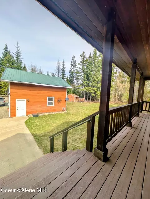Exterior - 845 Cougar Rd, Naples, ID 83847 photo 7 of 20