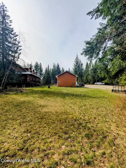 Exterior - 845 Cougar Rd, Naples, ID 83847 photo 10 of 20
