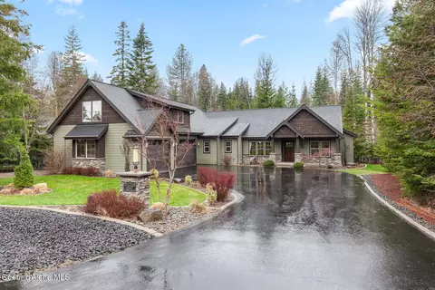 12507 N Pebble Creek Dr, Hayden, ID 83835