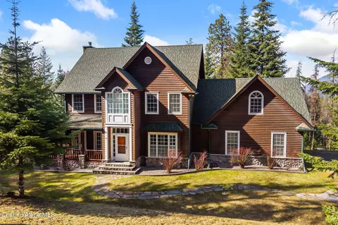 516 Kiebert Loop, Hope, ID 83836