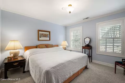 Bedroom - 516 Kiebert Loop, Hope, ID 83836 photo 6 of 6