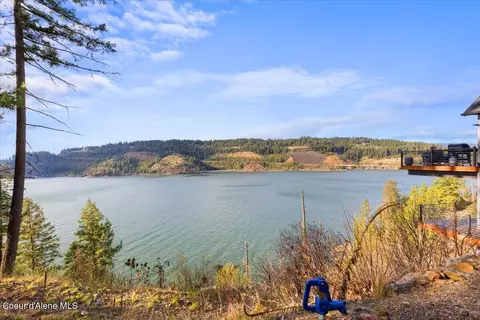 View/Area - 7809 E Bridger Trl, Harrison, ID 83833 photo 1 of 4