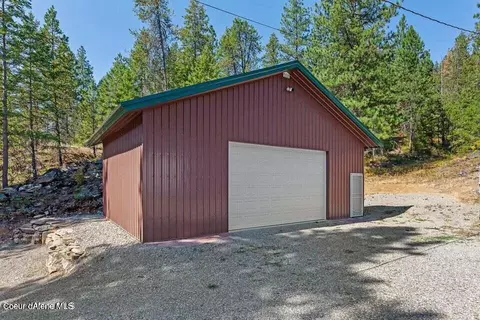 5600 W Spirit Lake Cuttoff Rd, Spirit Lake, ID 83869
