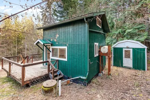 Exterior - 6284 Talache Rd, Sagle, ID 83860 photo 3 of 4