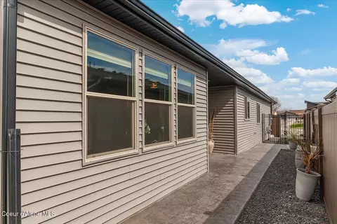Exterior - 13986 N Rainier Loop, Rathdrum, ID 83858 photo 15 of 17