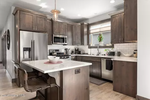 Kitchen - 13986 N Rainier Loop, Rathdrum, ID 83858 photo 4 of 7