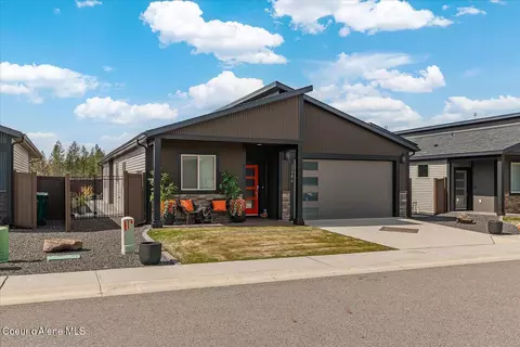 Exterior - 13986 N Rainier Loop, Rathdrum, ID 83858 photo 1 of 17