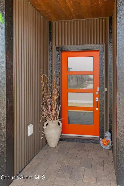Entry Way - 13986 N Rainier Loop, Rathdrum, ID 83858 photo 1 of 6