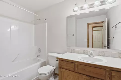 Bath - 974 E Warm Springs Ave, Post Falls, ID 83854 photo 3 of 4