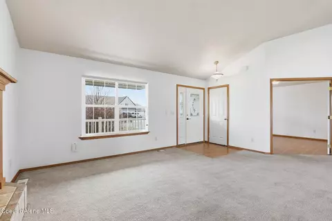 Living - 974 E Warm Springs Ave, Post Falls, ID 83854 photo 3 of 5