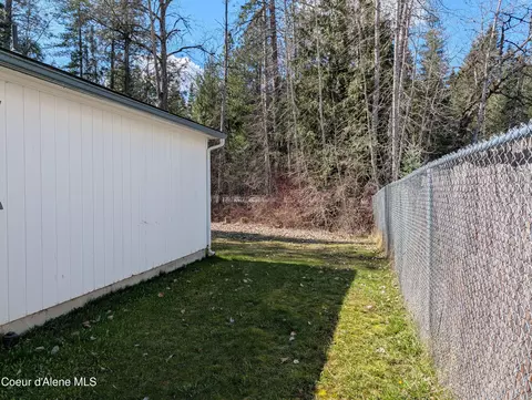 Exterior - 901-903 Hickory Glen Ave, Sandpoint, ID 83864 photo 7 of 16