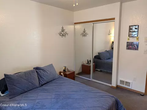 Bedroom - 901-903 Hickory Glen Ave, Sandpoint, ID 83864 photo 4 of 6