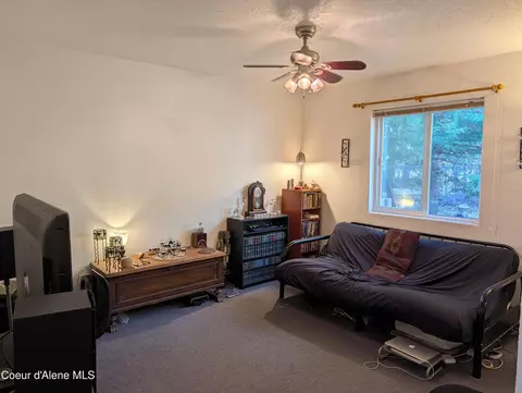 Bedroom - 901-903 Hickory Glen Ave, Sandpoint, ID 83864 photo 3 of 6
