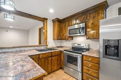 Kitchen - 4308 E Rosemont Dr, Athol, ID 83801 photo 5 of 5