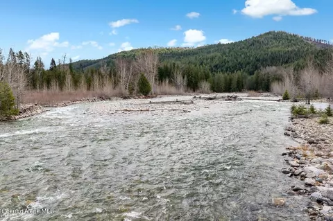View/Area - 123 E Mountain View Rd, Clark Fork, ID 83811 photo 3 of 4