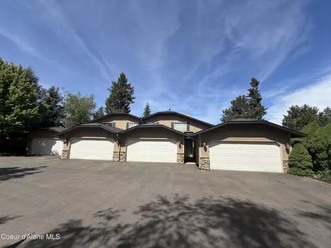 10861 N Canterbury Cv #3, Hayden, ID 83835