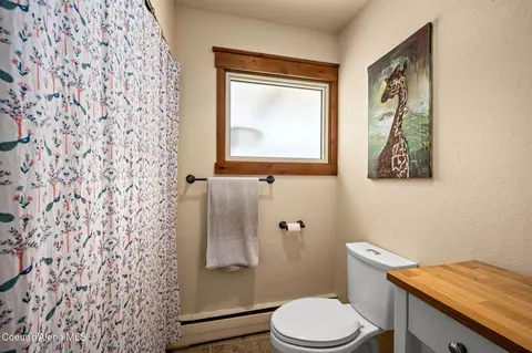 Bath - 9 Margaret Ave, Kellogg, ID 83837 photo 2 of 3